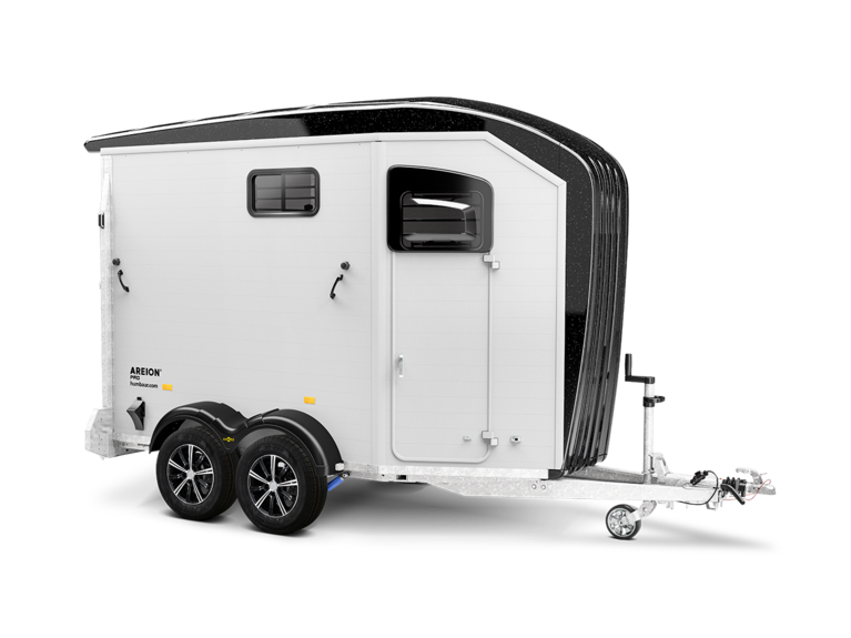 Humbaur Areion Pro Seitenansicht mit schwarzen Poly-Anbauteilen | © Humbaur GmbH