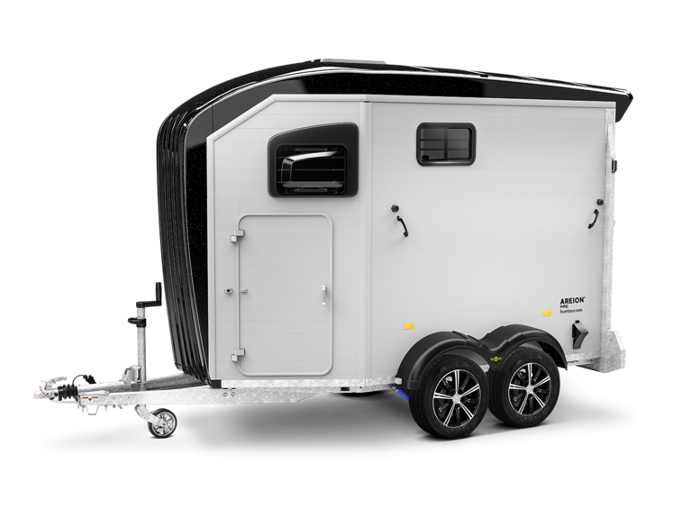 Humbaur Areion Pro Seitenansicht mit schwarzen Poly-Anbauteilen | © Humbaur GmbH