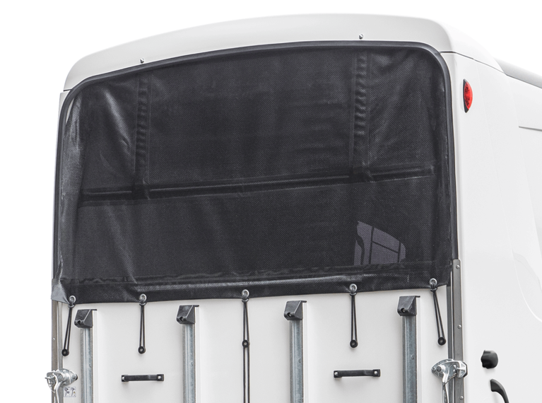 Rückseite eines Pferdeanhängers mit Windschott | ©  Humbaur GmbH 