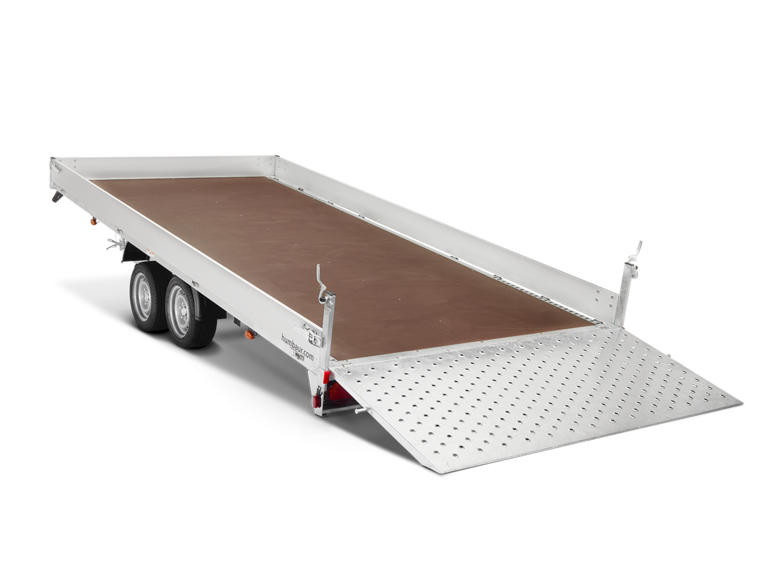 MTKA, Ein Tandem kippbarer Universaltransporter, Hinten Links abgekippt | © Humbaur GmbH